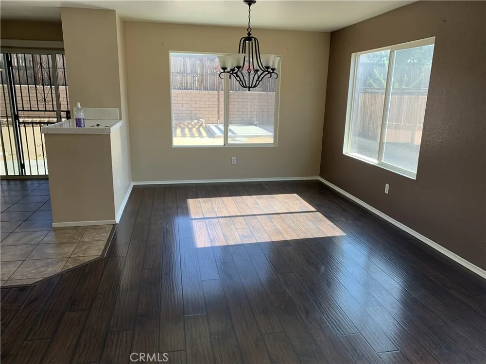 11733 Virginia Adelanto, CA 92301