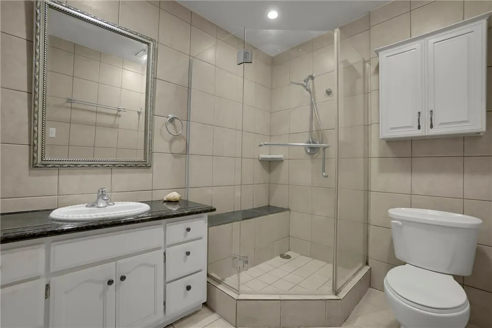 806 W 132nd Gardena, CA 90247