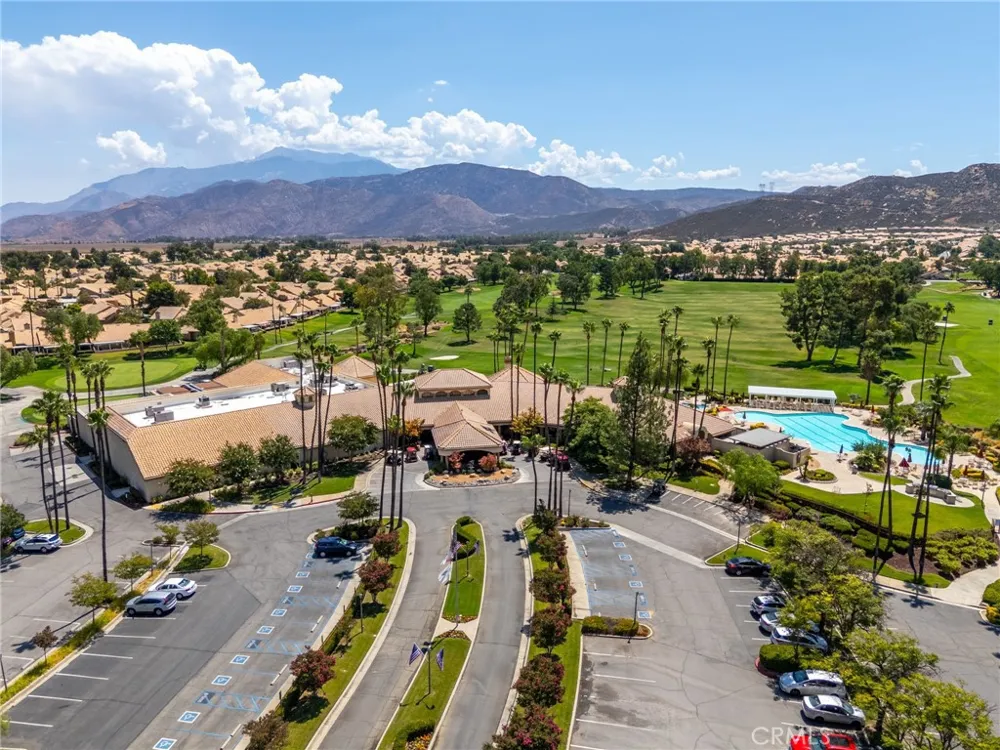 4956 ROLLING HILLS AVENUE Banning, CA 92220