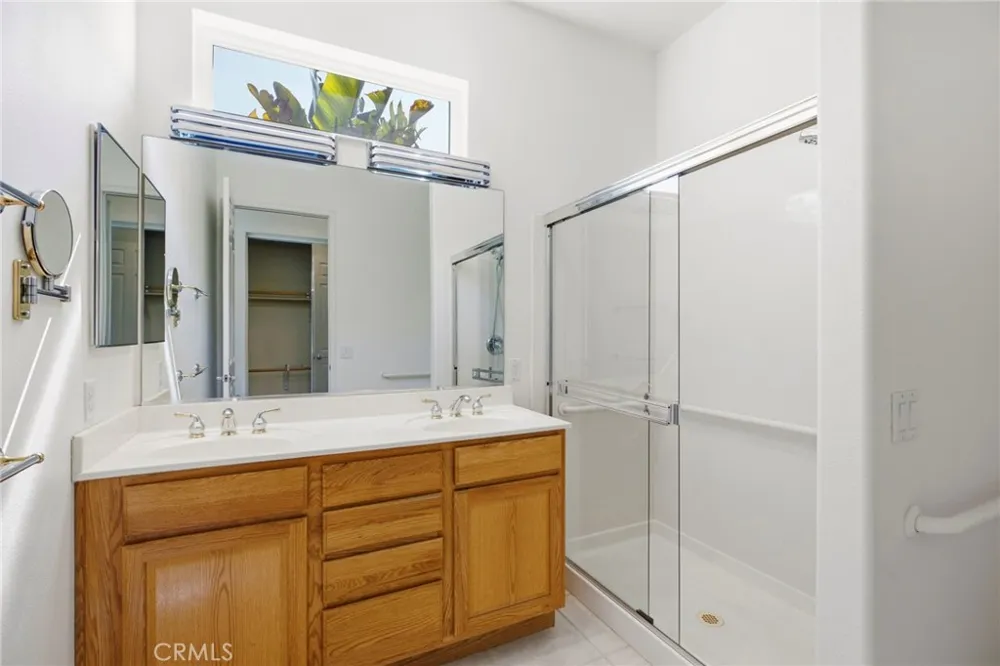 4956 ROLLING HILLS AVENUE Banning, CA 92220