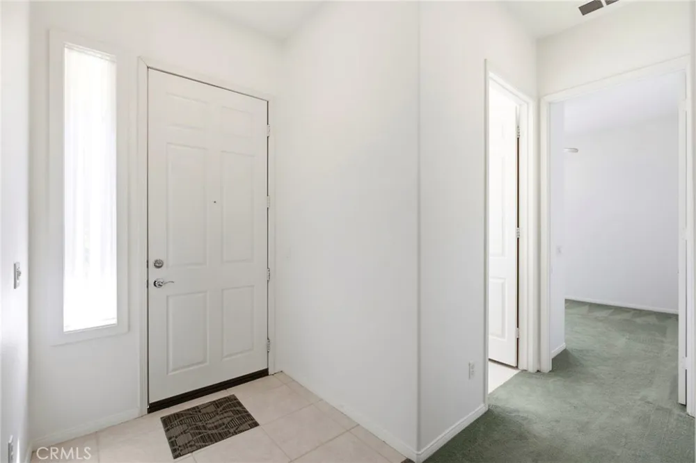 4956 ROLLING HILLS AVENUE Banning, CA 92220