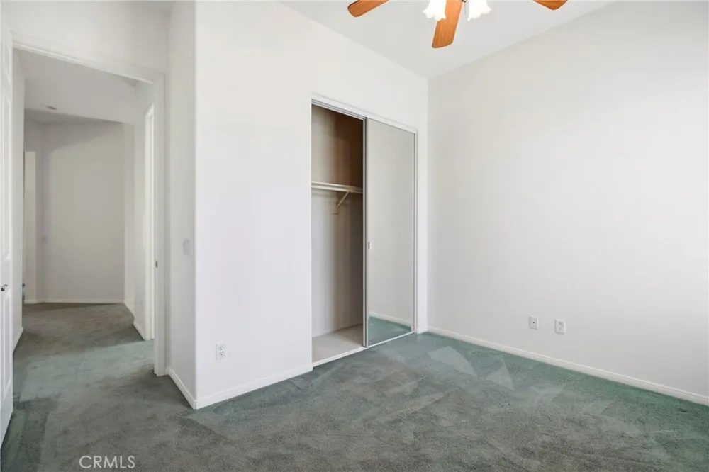 4956 ROLLING HILLS AVENUE Banning, CA 92220