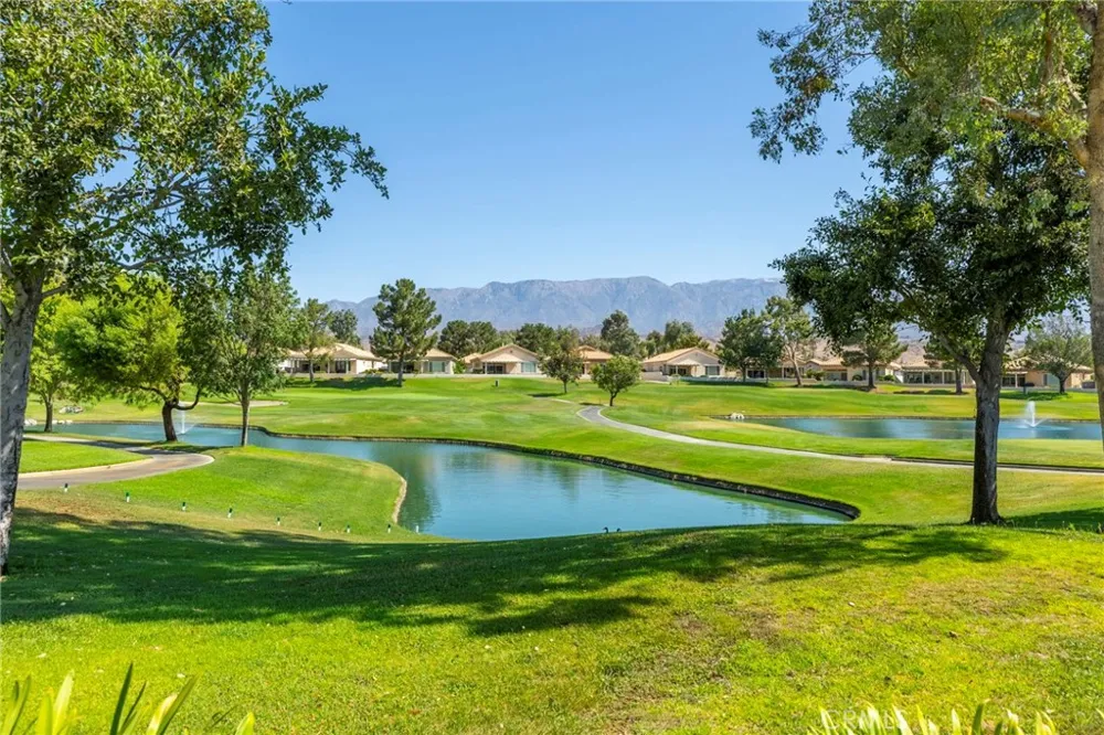 4956 ROLLING HILLS AVENUE Banning, CA 92220