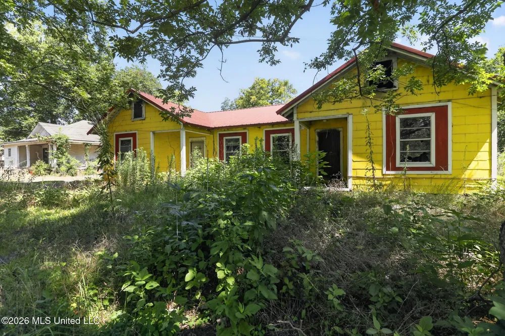 203 Hollingsworth Street Shelby, MS 38774