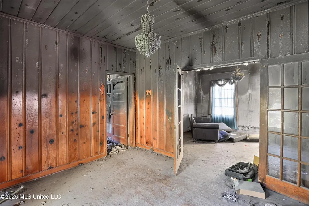 203 Hollingsworth Street Shelby, MS 38774
