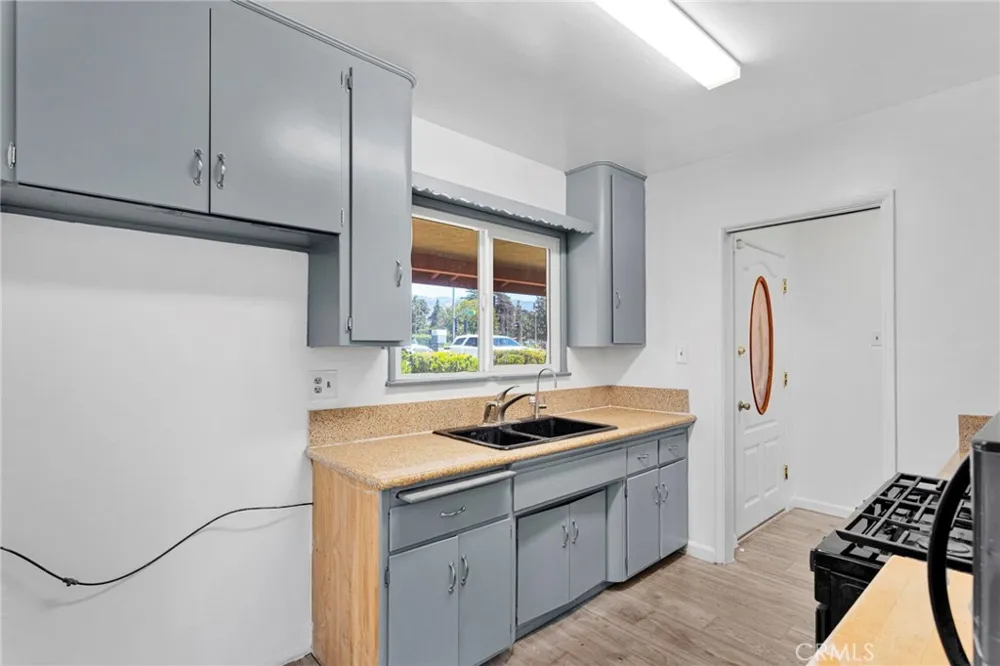 647 E 21st San Bernardino, CA 92404