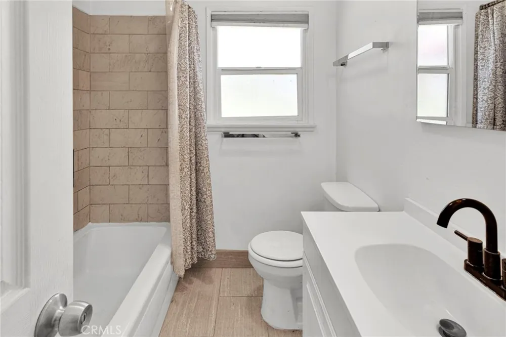 647 E 21st San Bernardino, CA 92404