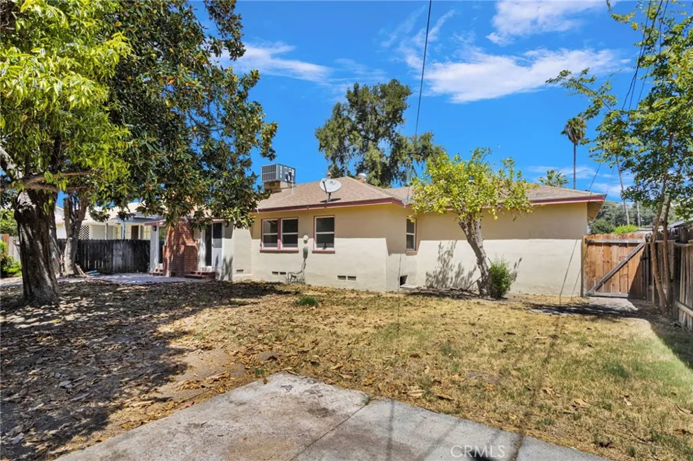 647 E 21st San Bernardino, CA 92404
