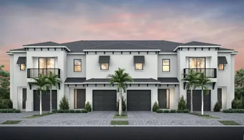 735 Nove Boulevard