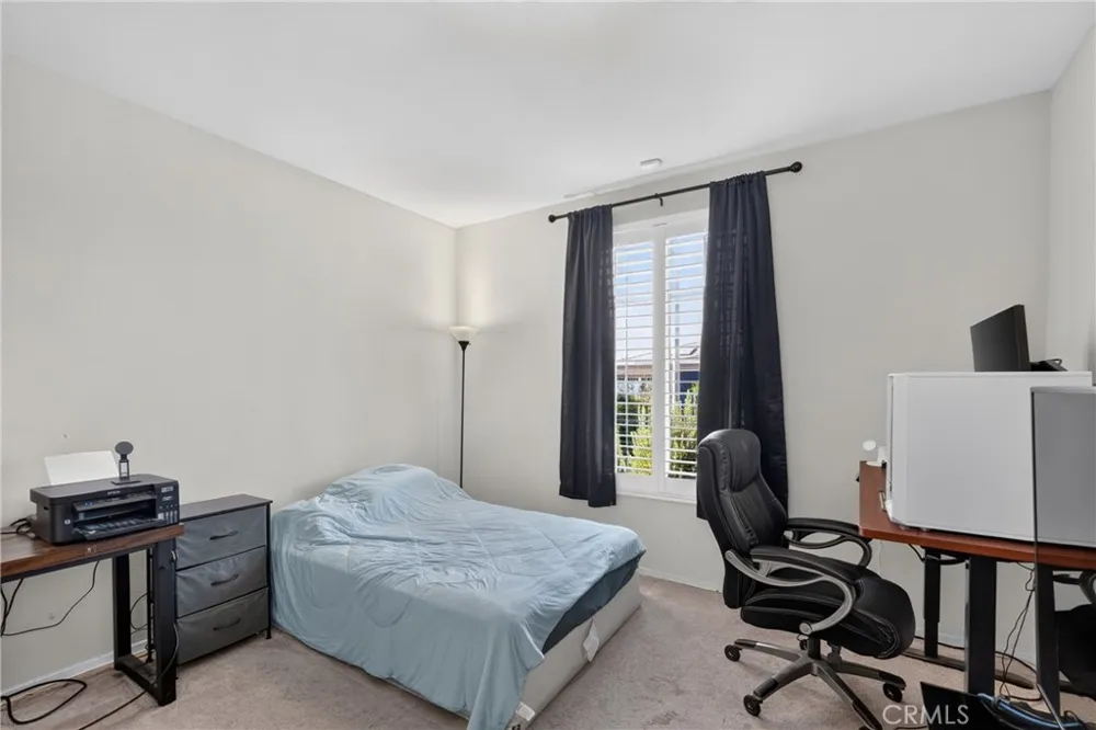 1065 Madera Perris, CA 92571