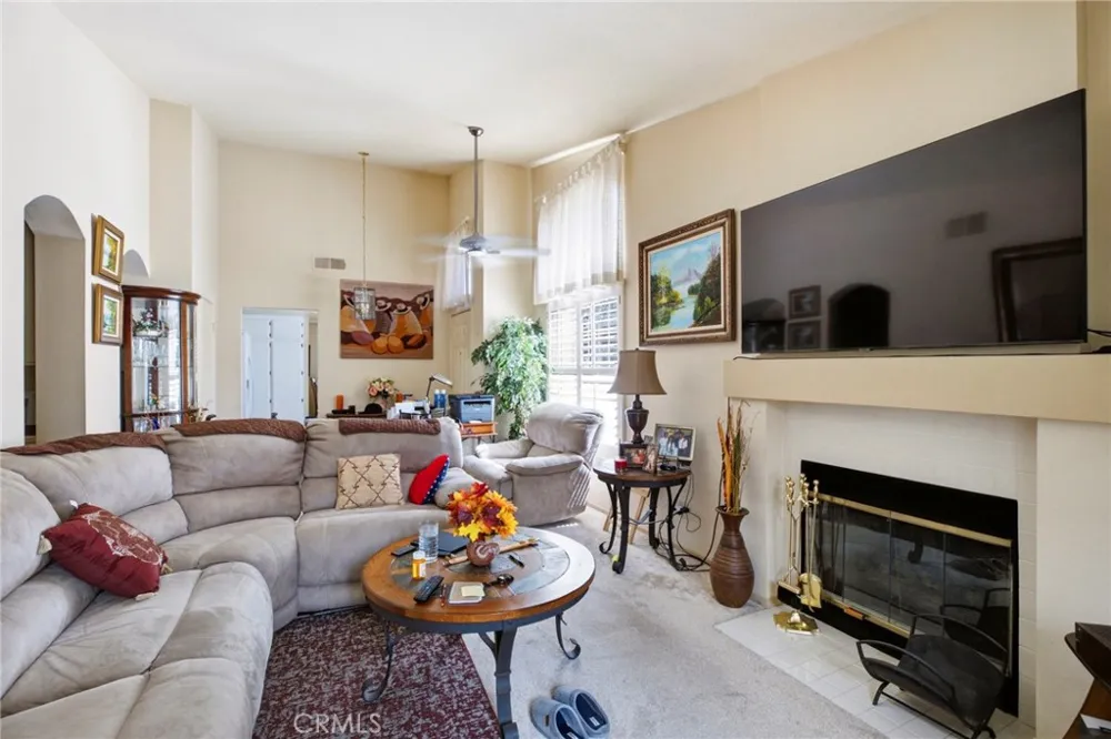 5638 Lopez Banning, CA 92220