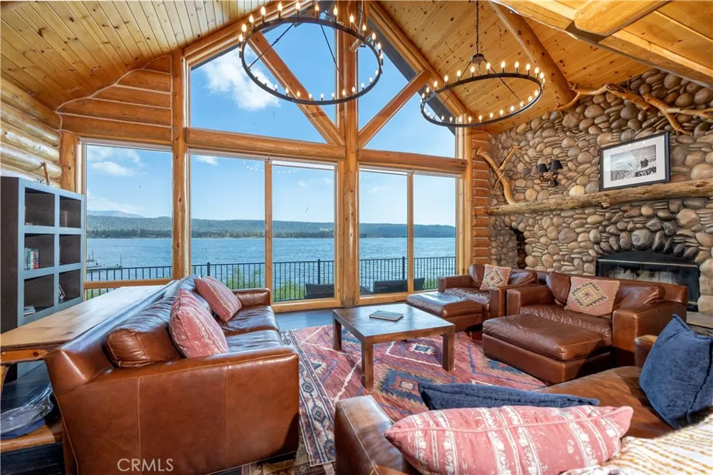 39955 North Shore Drive Fawnskin, CA 92333