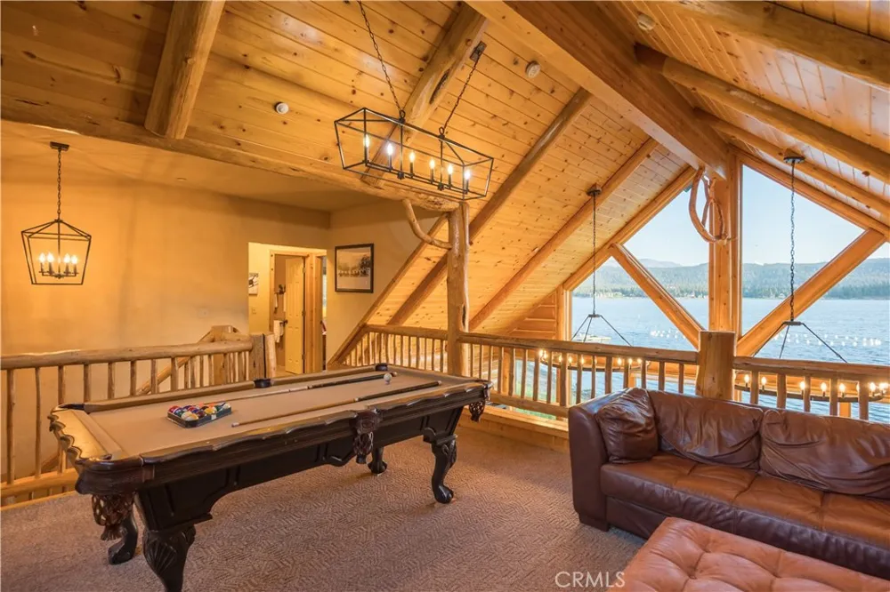 39955 North Shore Drive Fawnskin, CA 92333