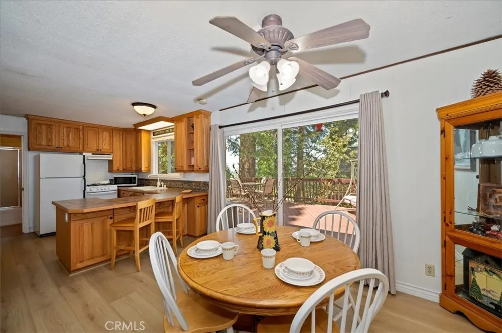 515 View Lake Arrowhead, CA 92352