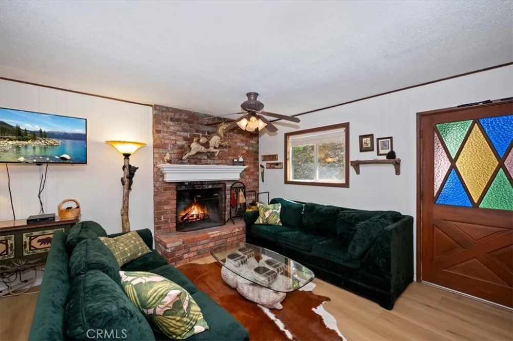 515 View Lake Arrowhead, CA 92352