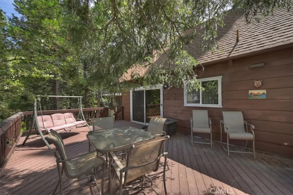 515 View Lake Arrowhead, CA 92352