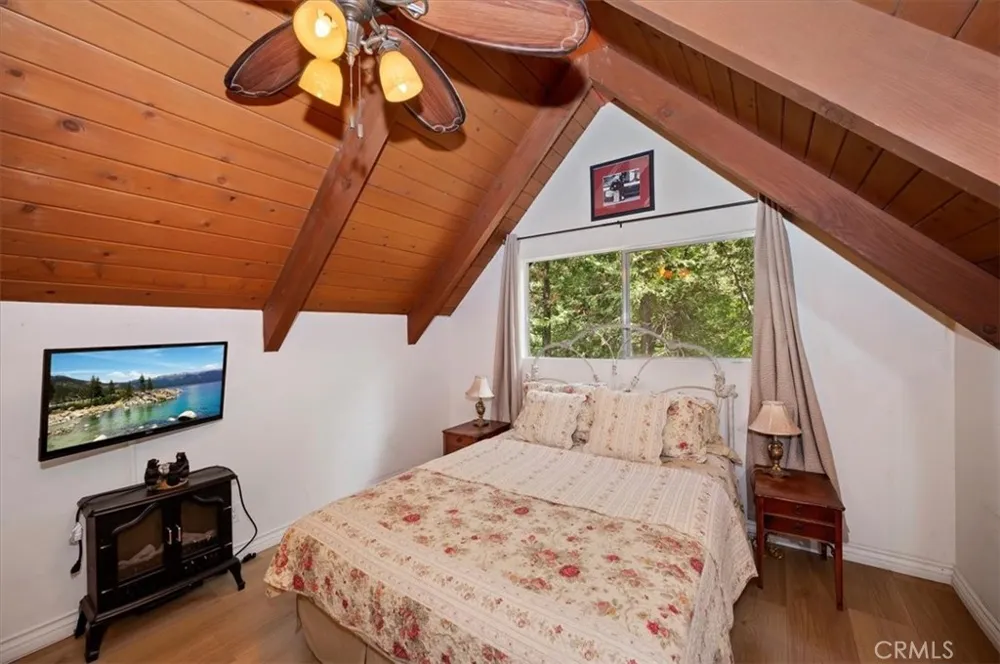 515 View Lake Arrowhead, CA 92352