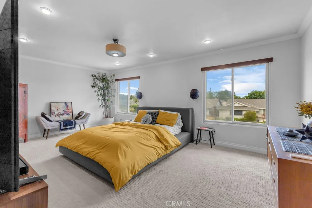 245 S Parker Street Orange, CA 92868