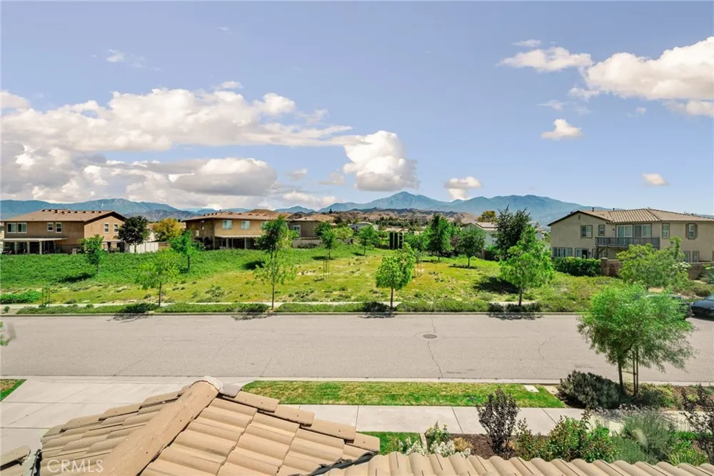 31801 Oak Wood Circle Yucaipa, CA 92399