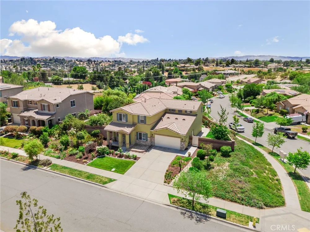 31801 Oak Wood Circle Yucaipa, CA 92399