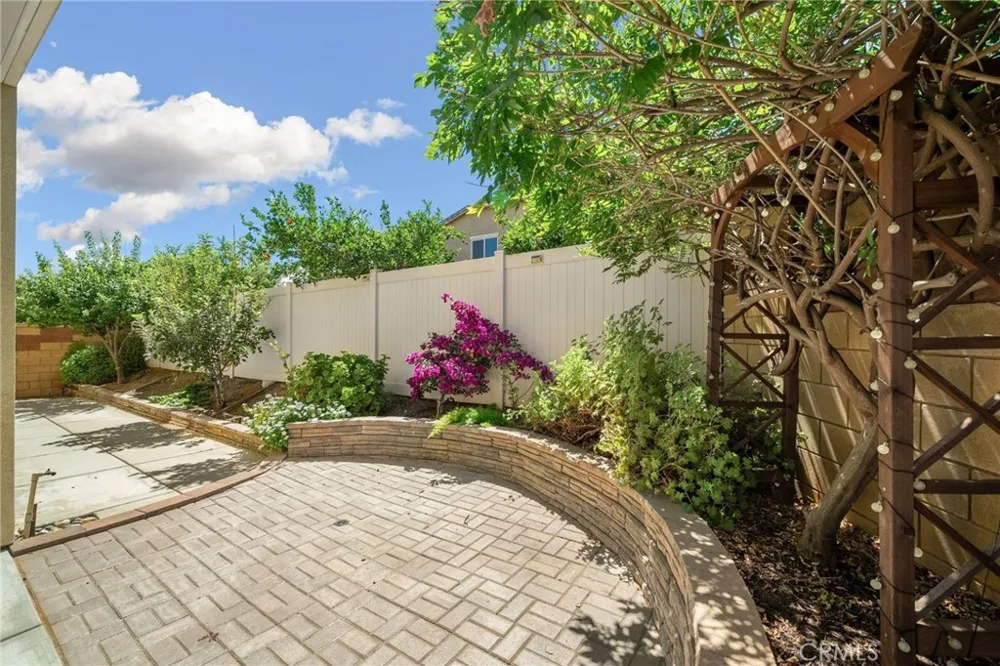 31801 Oak Wood Circle Yucaipa, CA 92399