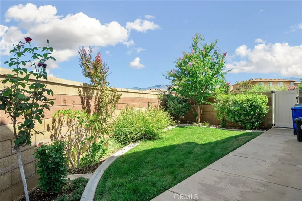 31801 Oak Wood Circle Yucaipa, CA 92399
