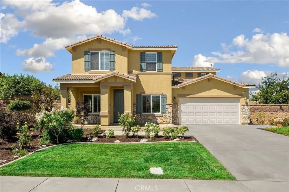 31801 Oak Wood Circle Yucaipa, CA 92399