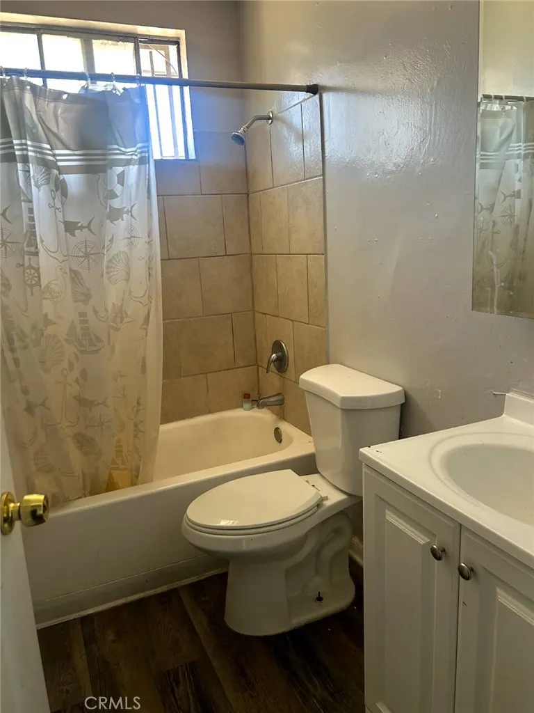 687 W 17th #4 San Bernardino, CA 92405