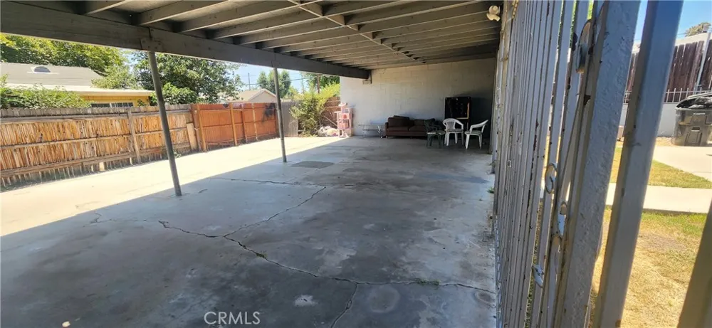 687 W 17th #4 San Bernardino, CA 92405