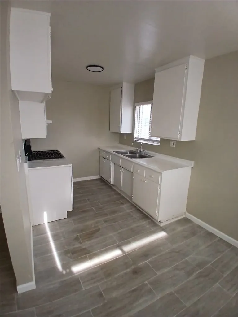 687 W 17th #4 San Bernardino, CA 92405