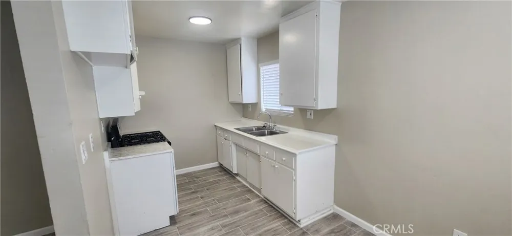 687 W 17th #4 San Bernardino, CA 92405