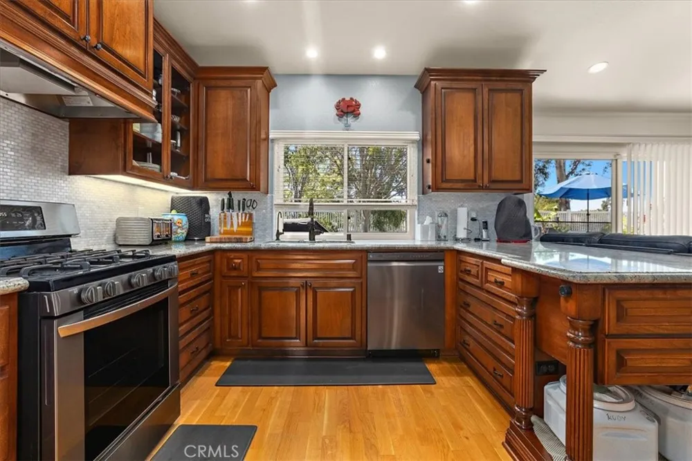 17390 Golden Maple Yorba Linda, CA 92886