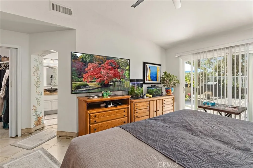17390 Golden Maple Yorba Linda, CA 92886