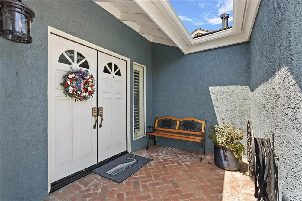17390 Golden Maple Yorba Linda, CA 92886