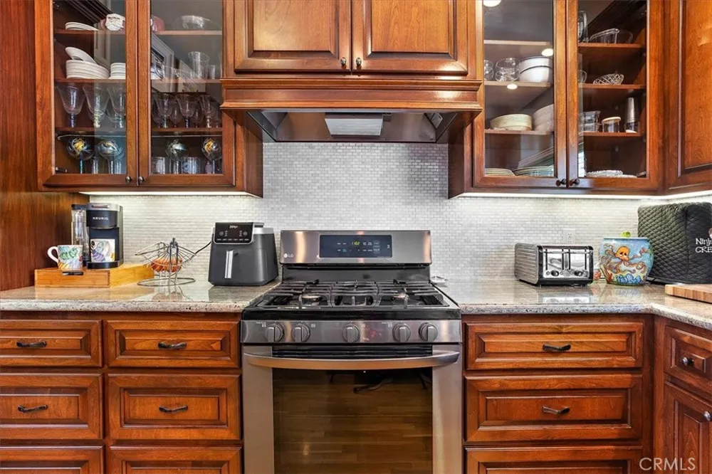 17390 Golden Maple Yorba Linda, CA 92886