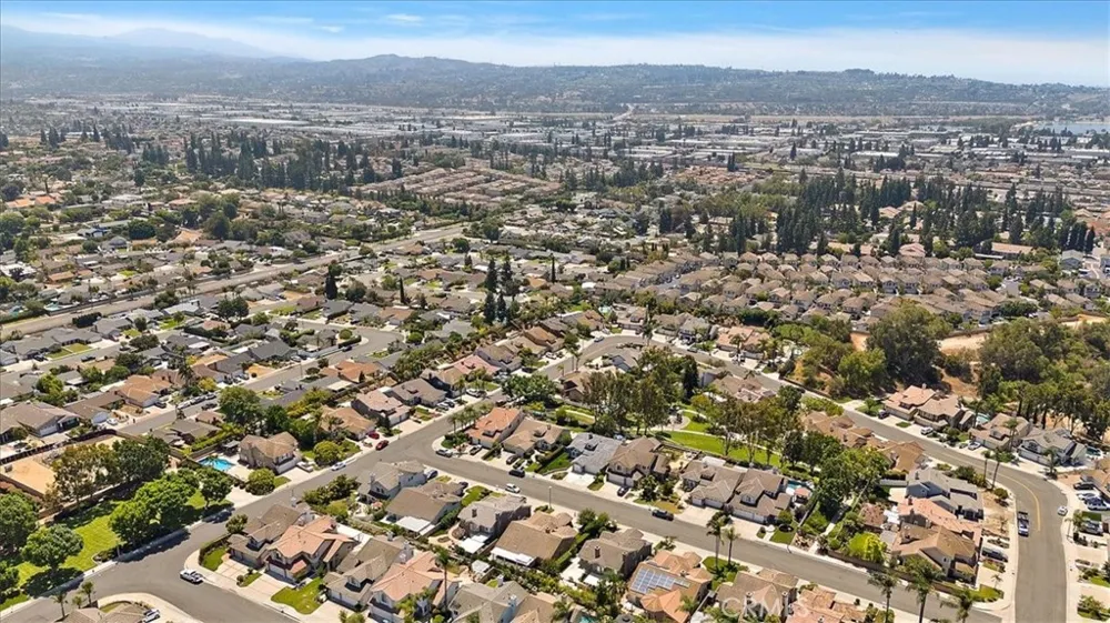 17390 Golden Maple Yorba Linda, CA 92886