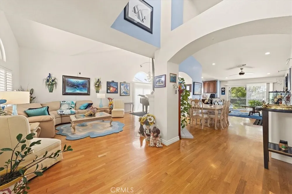 17390 Golden Maple Yorba Linda, CA 92886