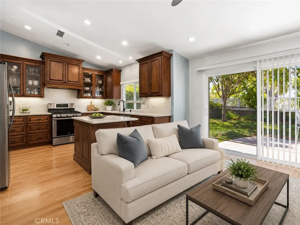 17390 Golden Maple Yorba Linda, CA 92886