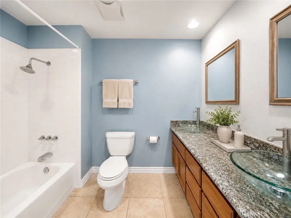 17390 Golden Maple Yorba Linda, CA 92886
