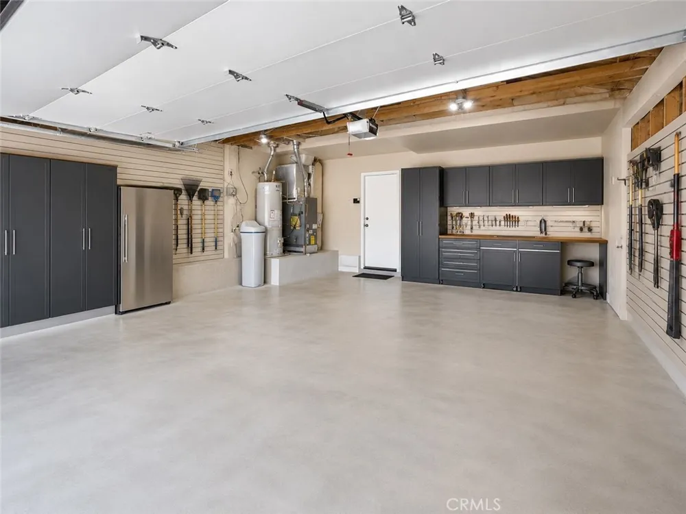 17390 Golden Maple Yorba Linda, CA 92886