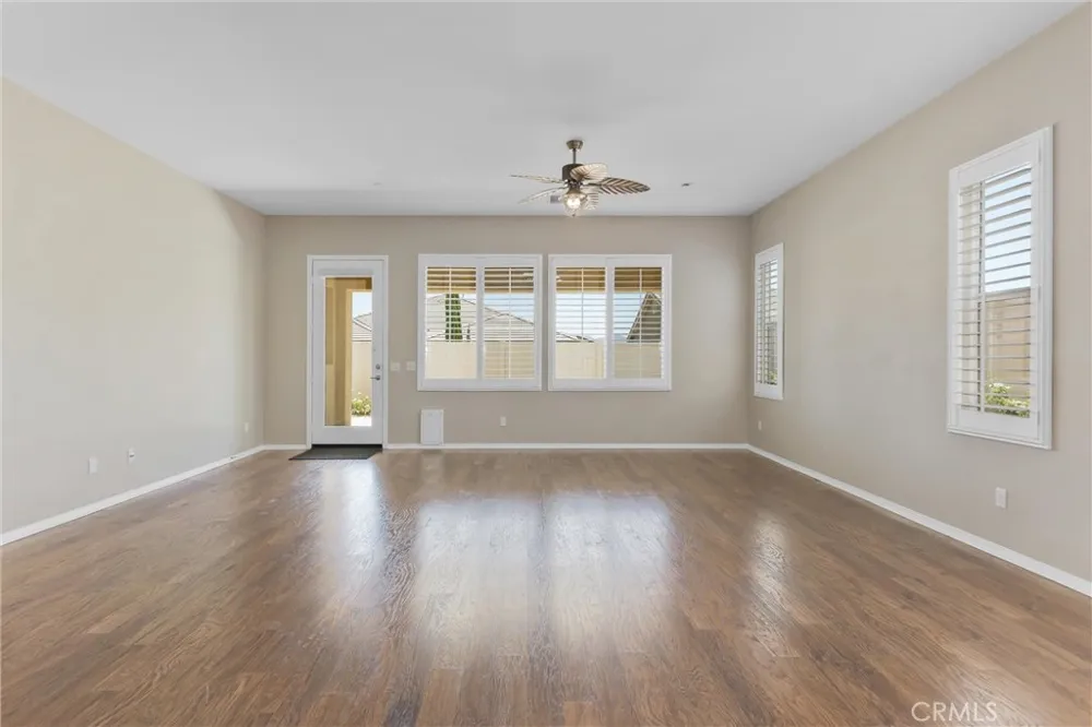 1519 Coronado Beaumont, CA 92223