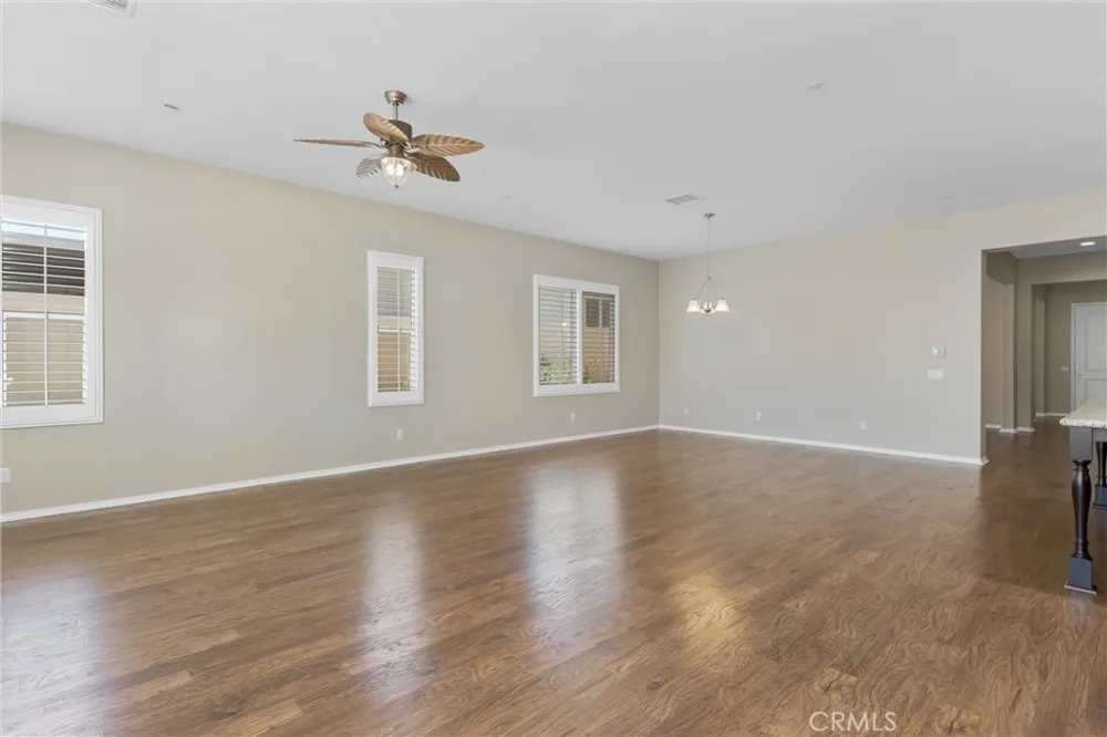 1519 Coronado Beaumont, CA 92223