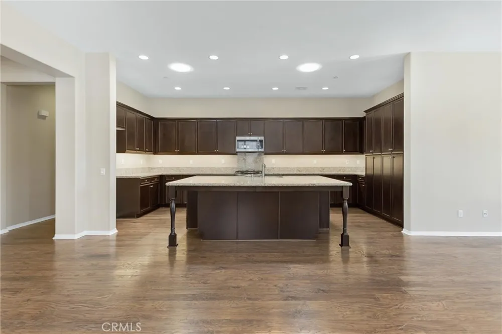 1519 Coronado Beaumont, CA 92223