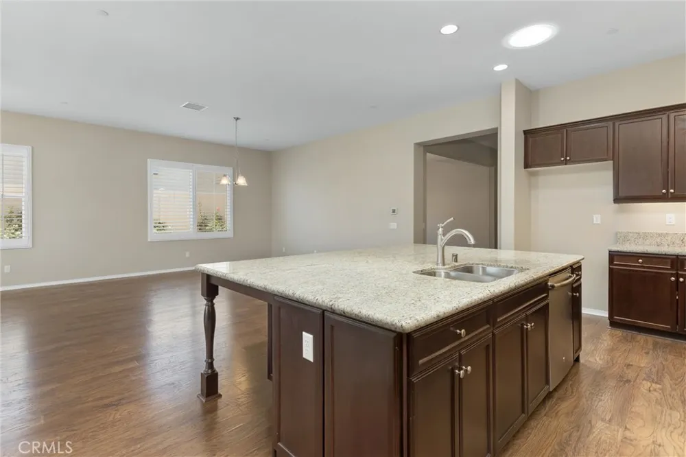 1519 Coronado Beaumont, CA 92223