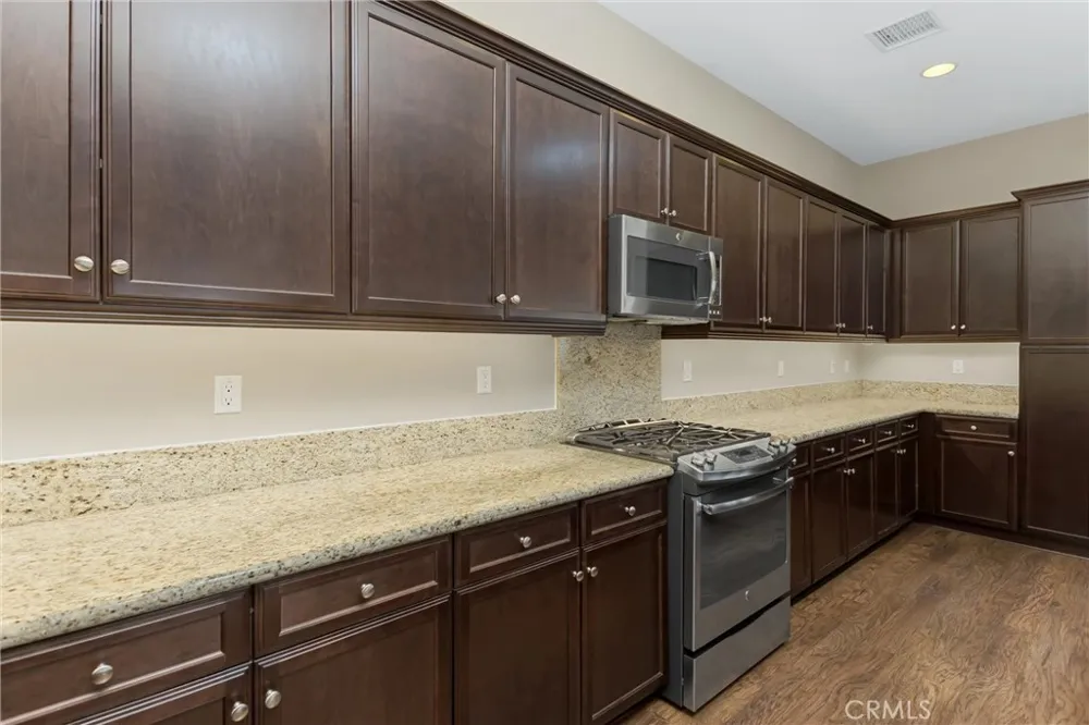 1519 Coronado Beaumont, CA 92223