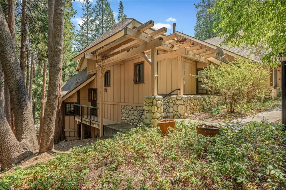 27432 White Fir Lake Arrowhead, CA 92352