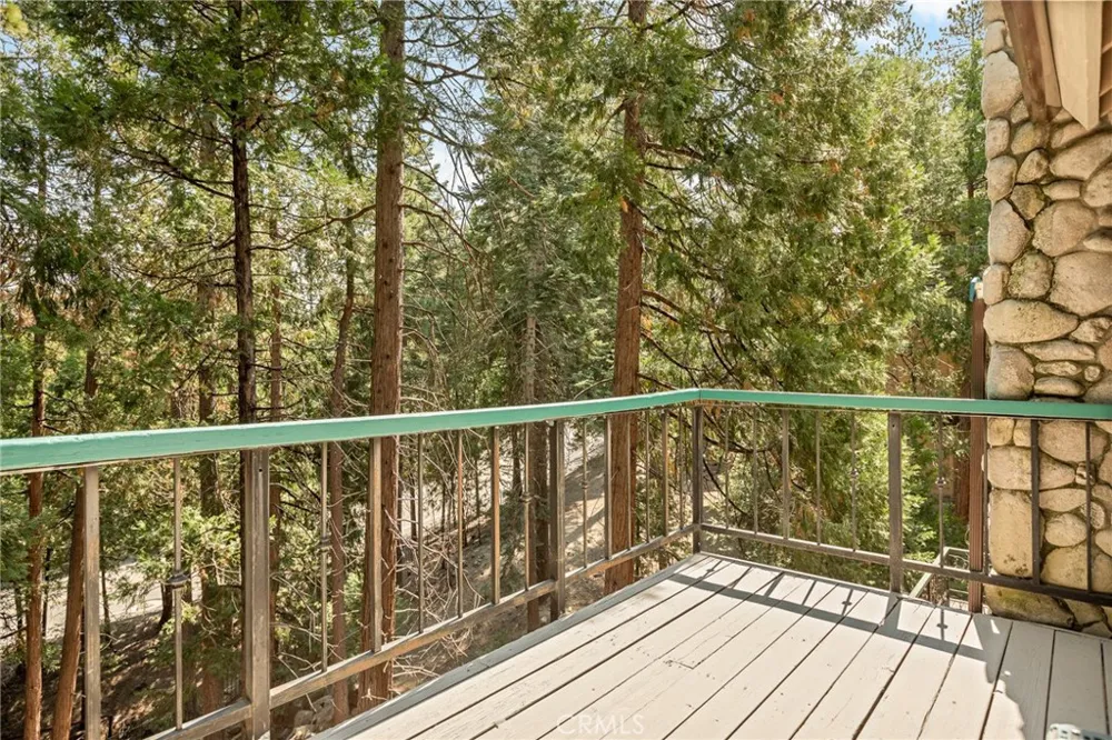 27432 White Fir Lake Arrowhead, CA 92352