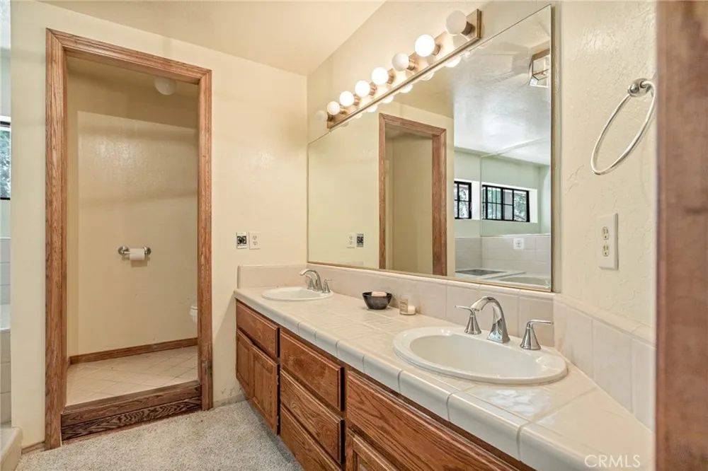 27432 White Fir Lake Arrowhead, CA 92352