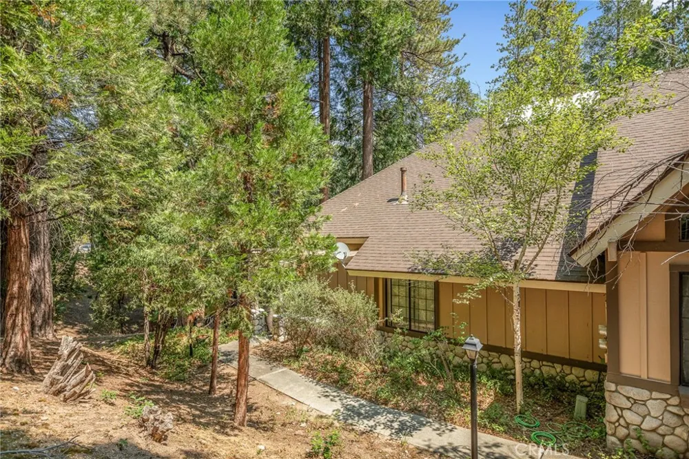27432 White Fir Lake Arrowhead, CA 92352