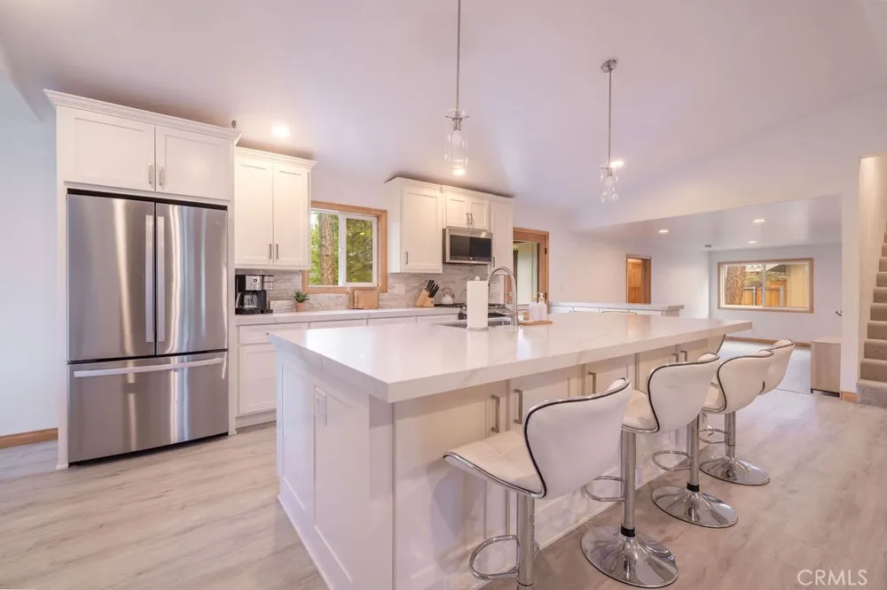 352 Feldstrasse Big Bear Lake, CA 92315